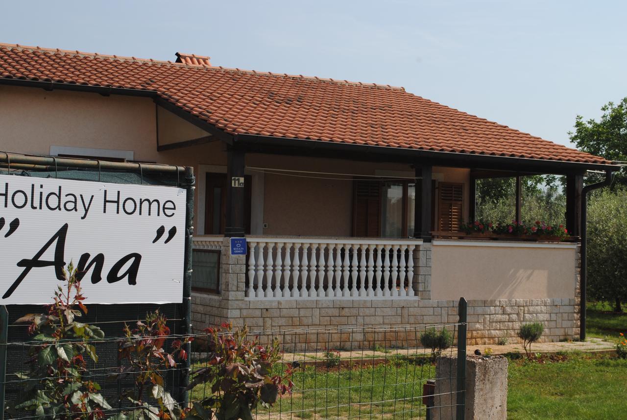 Holiday Home Ana Pula Exterior photo